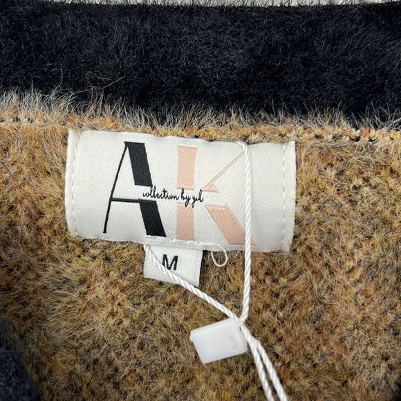 AK collection by Yal NWT women’s cardigan sweater medium - Picture 4 of 9